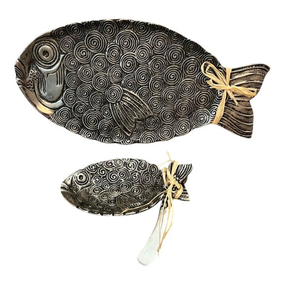 Mud Pie Metal Fish Silver Serving Platter With Sauce Dish & Spreader Set - Picture 1 of 11